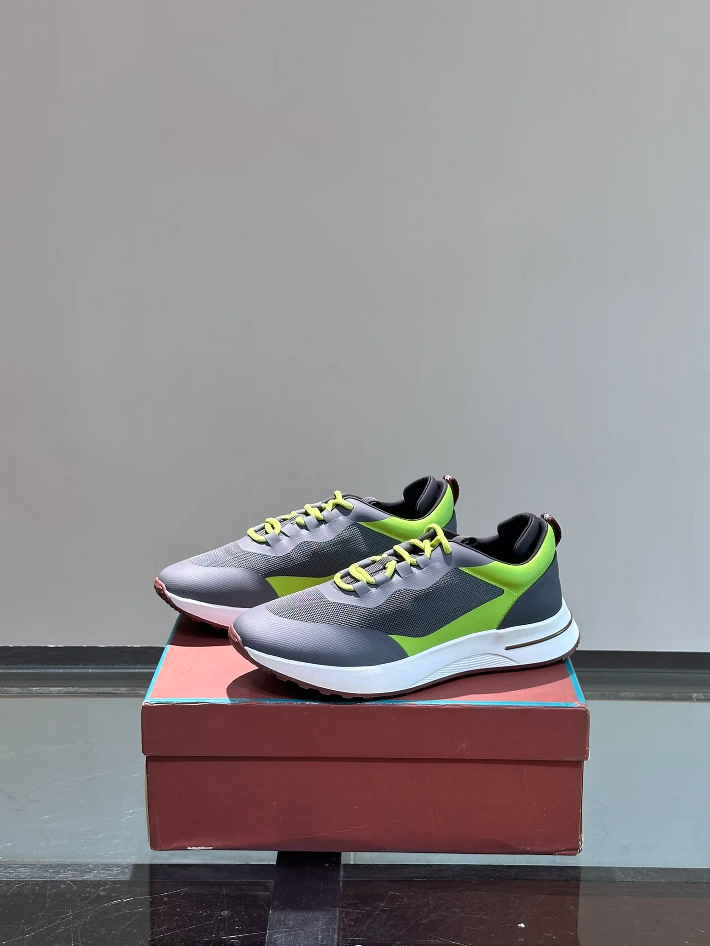 Men's Men's Shoes 💰p560 "Loro Men's Shoes 💰piana" niche Loro classic jogging shoes, men's lace-up casual shoes and sneakers, high-quality lightweight and comfortable fabrics, suitable for outdoor leisure, the color scheme is young and energetic, and it looks great with sportswear or casual suits! Size: 39-45 (46 customized)